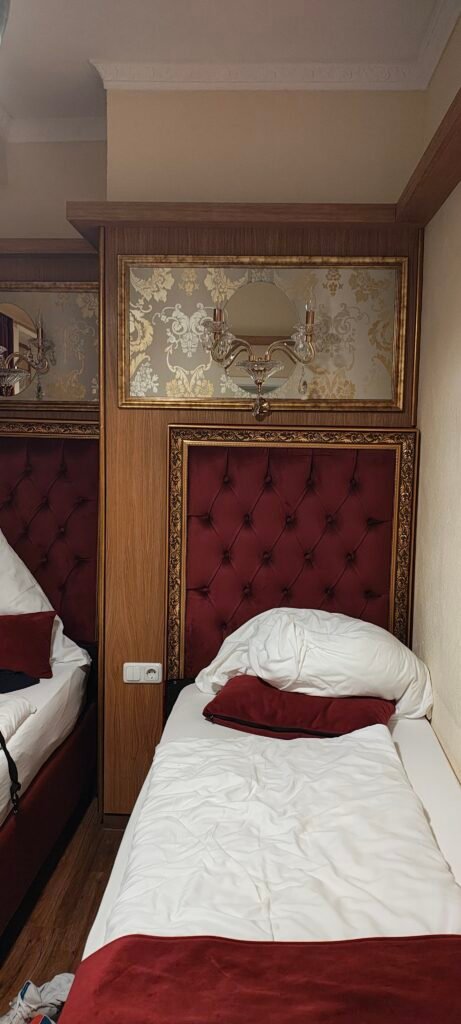 Hotel Ludwigs Füssen – Quarto duplo Quarto do hotel Ludwigs em Füssen, Alemanha